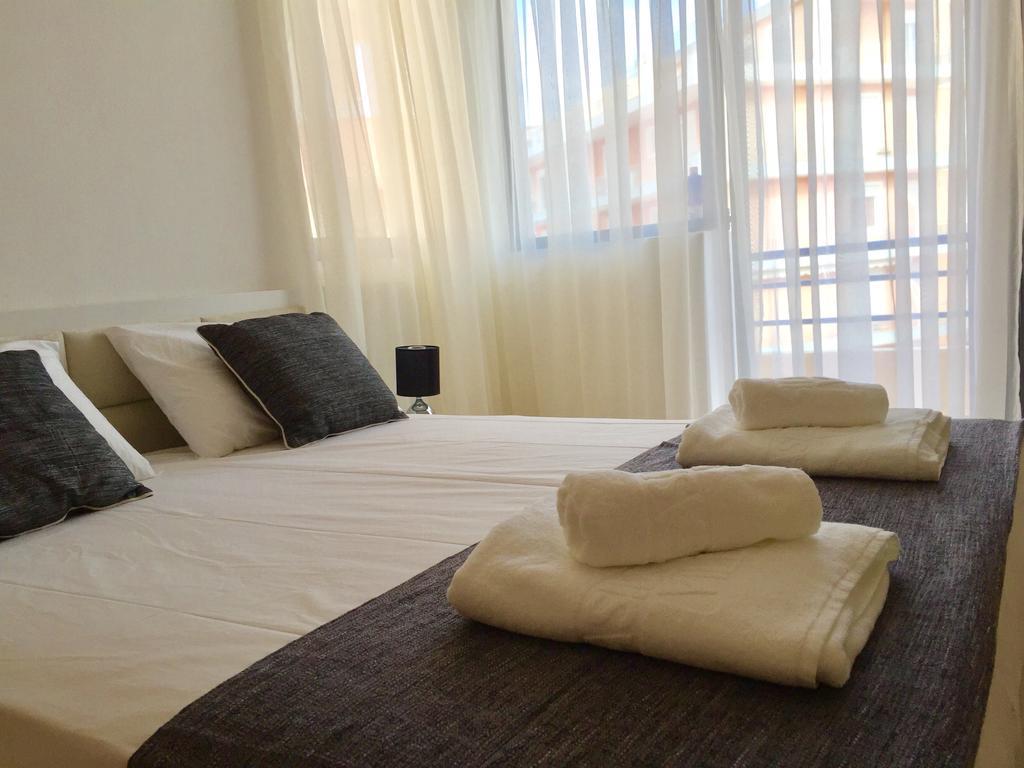 Sea And Sky Apartments Saranda Dış mekan fotoğraf